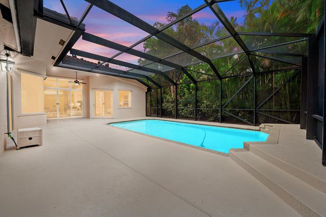 2445 Eagle Run Way, Weston, FL 33327