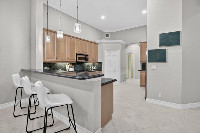 2445 Eagle Run Way, Weston, FL 33327