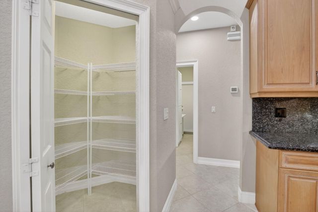 2445 Eagle Run Way, Weston, FL 33327