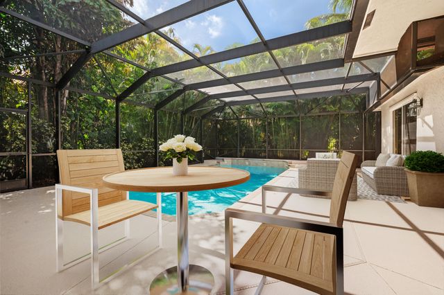 2445 Eagle Run Way, Weston, FL 33327