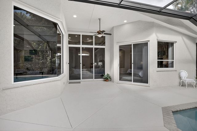 2445 Eagle Run Way, Weston, FL 33327