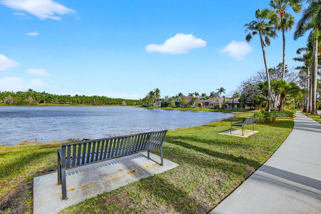 2445 Eagle Run Way, Weston, FL 33327