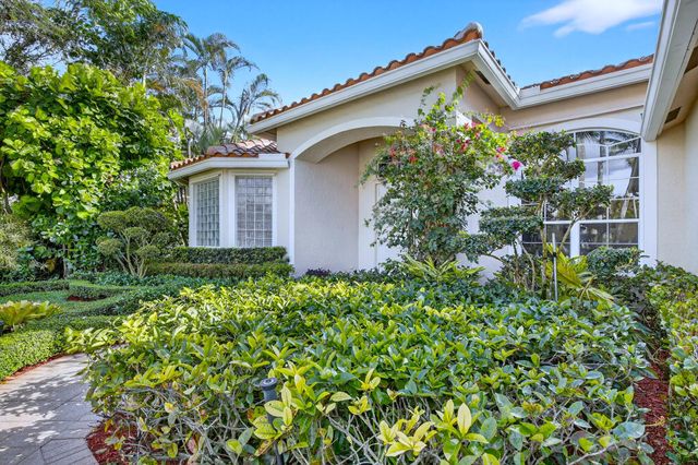 2445 Eagle Run Way, Weston, FL 33327