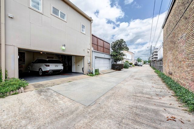 7625 Olympia Drive, Houston, TX 77063