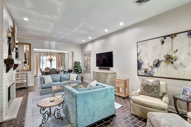 7625 Olympia Drive, Houston, TX 77063