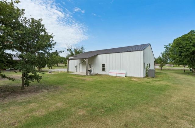 32700 Tincup Drive, Shawnee, OK 74804