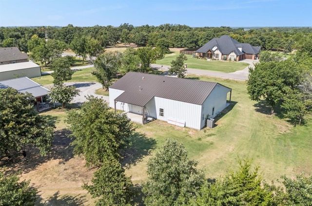 32700 Tincup Drive, Shawnee, OK 74804