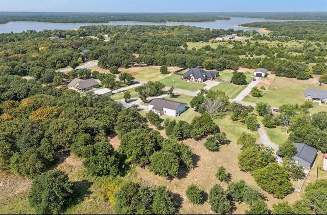 32700 Tincup Drive, Shawnee, OK 74804