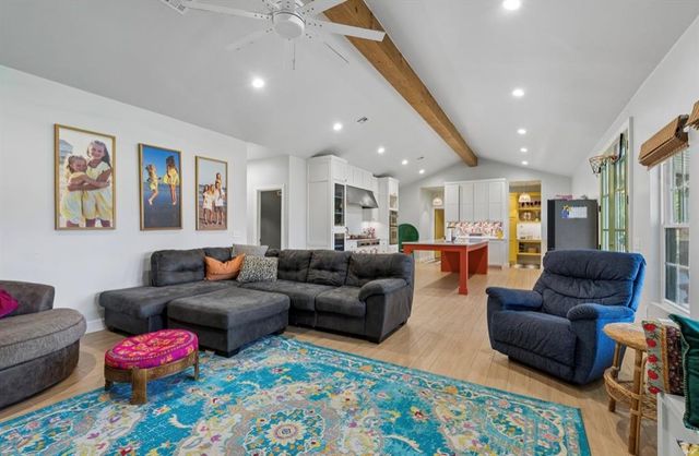 32700 Tincup Drive, Shawnee, OK 74804