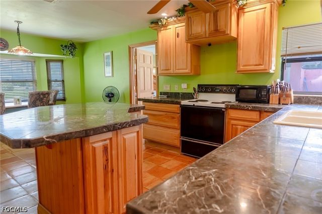 4240 Riverview RD, Fort Myers, FL 33905