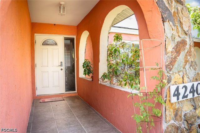 4240 Riverview RD, Fort Myers, FL 33905