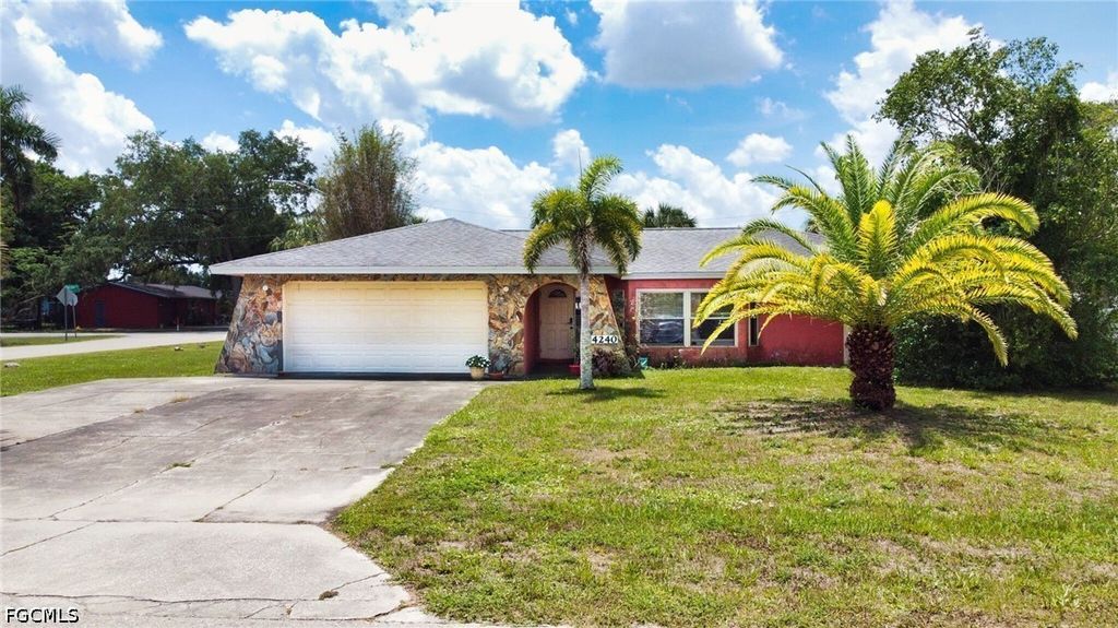 4240 Riverview RD, Fort Myers, FL 33905