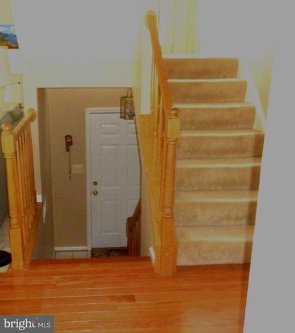 12020 LISA MARIE CT, Fairfax, VA 22033