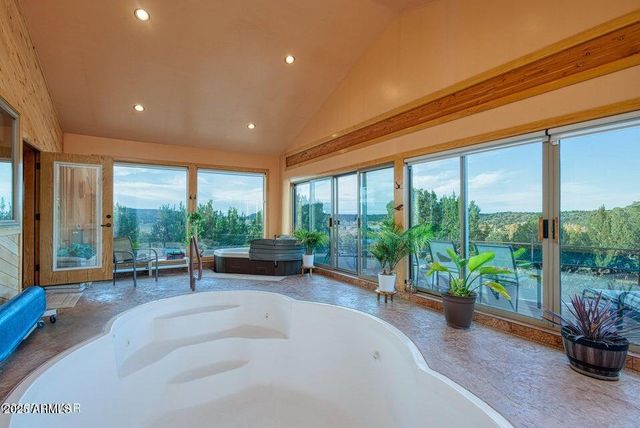 2225 STATE ROUTE 77 --, Show Low, AZ 85901