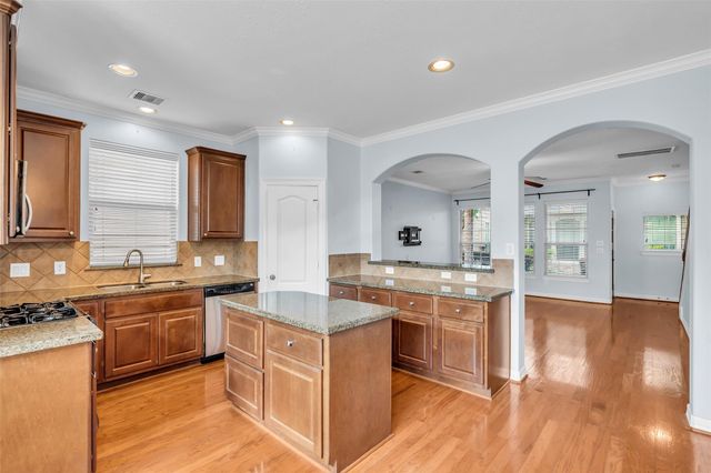 1821 Woodbend Village Court, Houston, TX 77055