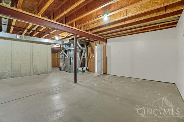 8422 Misty Shore Drive, West Chester, OH 45069