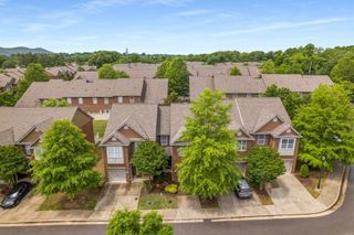 1021 Ashmore Dr, Nashville, TN 37211