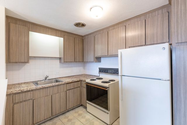 40 Whitman Road 2-1, Waltham, MA 02453