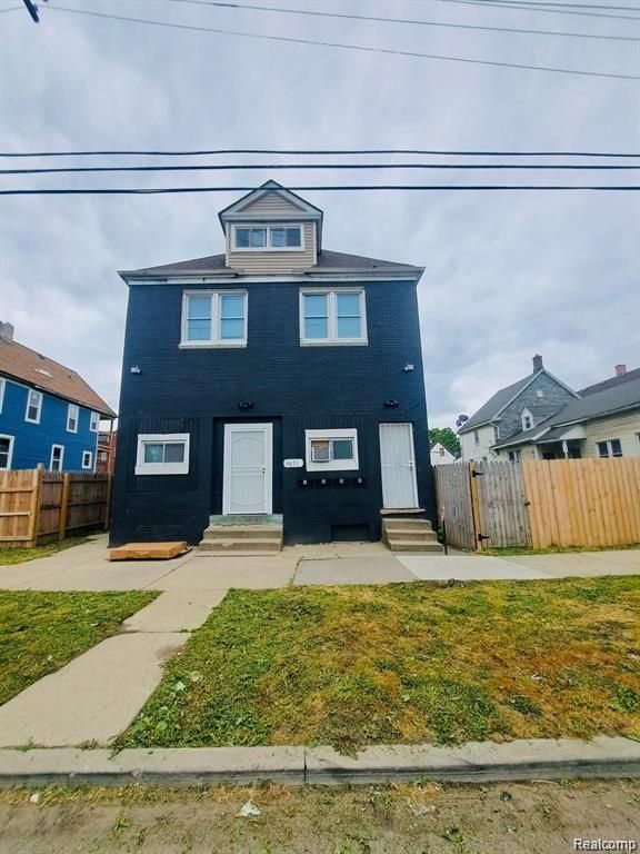 5671 OTIS Street, Detroit, MI 48210