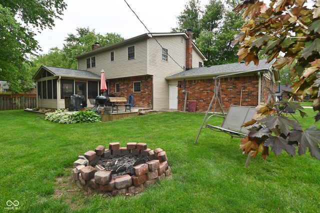 31 Robinwood Drive, Brownsburg, IN 46112