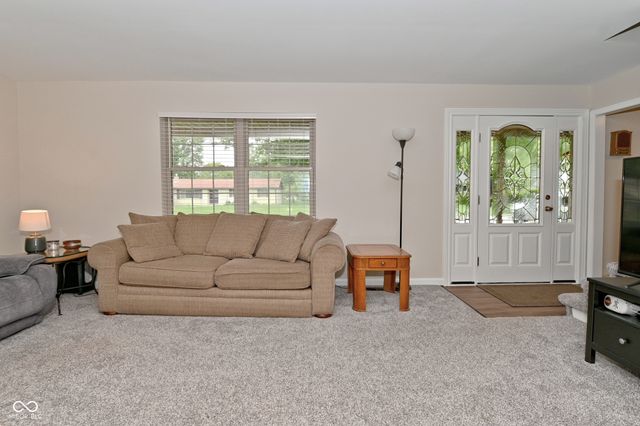 31 Robinwood Drive, Brownsburg, IN 46112