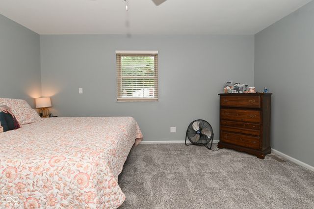 31 Robinwood Drive, Brownsburg, IN 46112