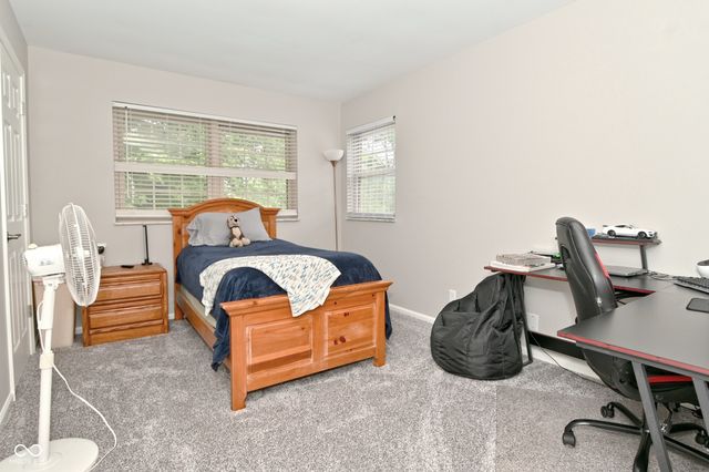 31 Robinwood Drive, Brownsburg, IN 46112