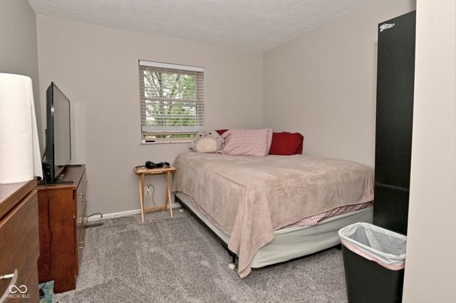 31 Robinwood Drive, Brownsburg, IN 46112