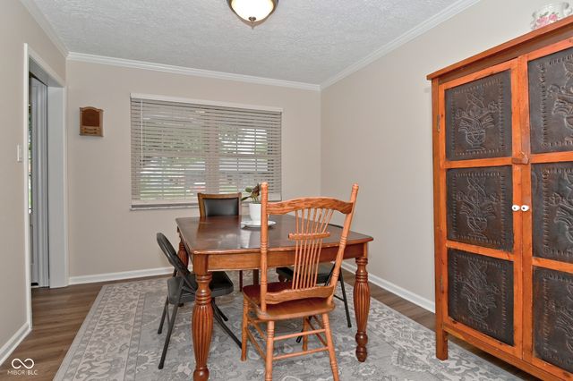 31 Robinwood Drive, Brownsburg, IN 46112