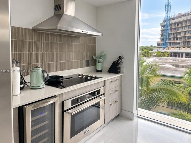 1133 102nd Street 403, Bay Harbor Islands, FL 33154