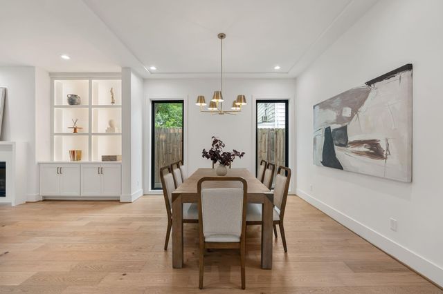 2628 Sunset Boulevard, West University Place, TX 77005