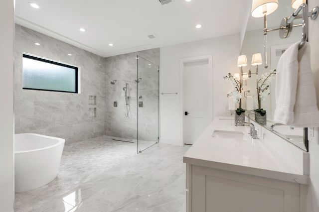 2628 Sunset Boulevard, West University Place, TX 77005