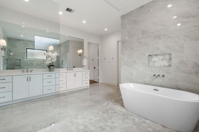 2628 Sunset Boulevard, West University Place, TX 77005