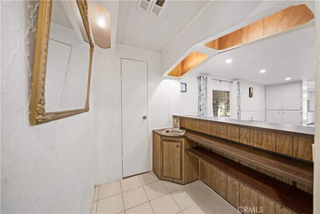 1035 E Huntington 17, Monrovia, CA 91016