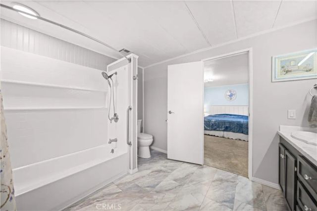 1035 E Huntington 17, Monrovia, CA 91016
