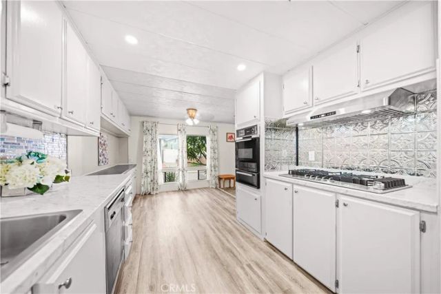 1035 E Huntington 17, Monrovia, CA 91016