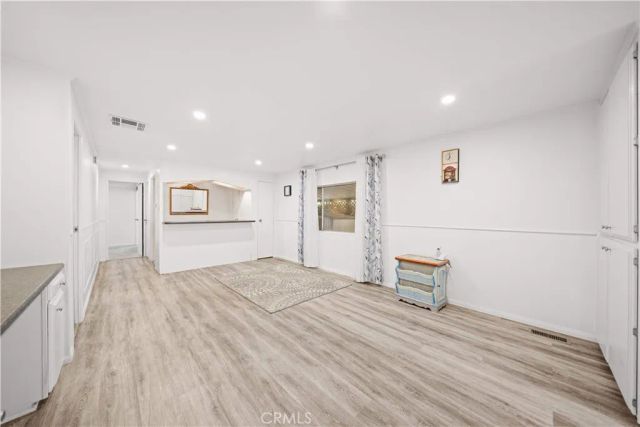 1035 E Huntington 17, Monrovia, CA 91016