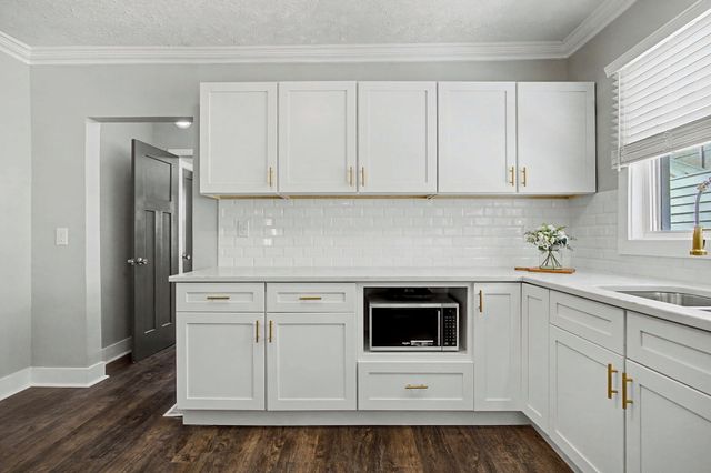 318 Scott Avenue, Paris, KY 40361