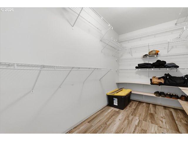 108 POWDER HILL Dr, Kalama, WA 98625