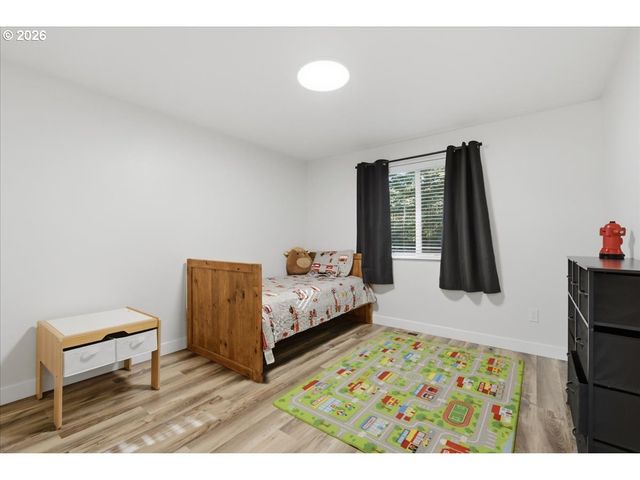 108 POWDER HILL Dr, Kalama, WA 98625