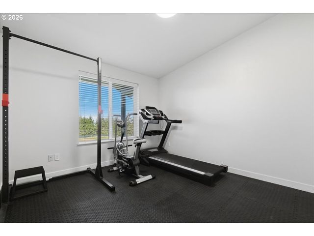 108 POWDER HILL Dr, Kalama, WA 98625