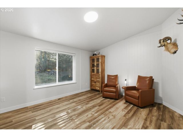 108 POWDER HILL Dr, Kalama, WA 98625