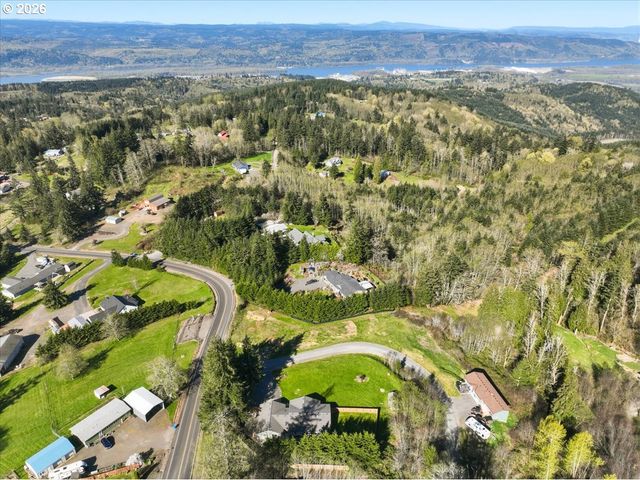 108 POWDER HILL Dr, Kalama, WA 98625