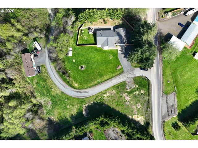 108 POWDER HILL Dr, Kalama, WA 98625