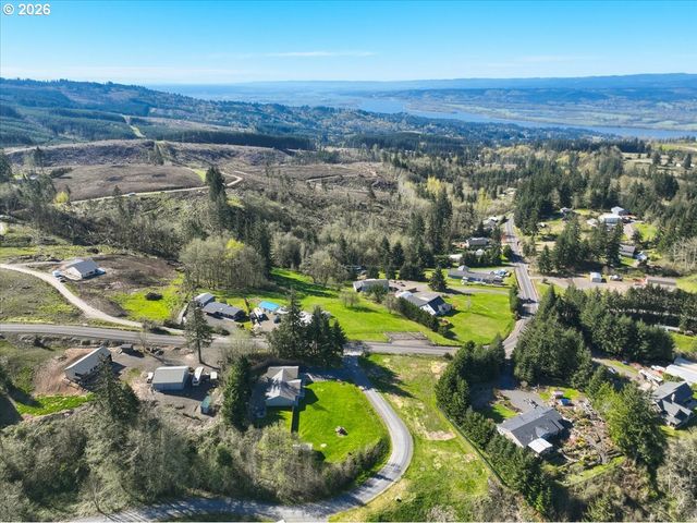 108 POWDER HILL Dr, Kalama, WA 98625