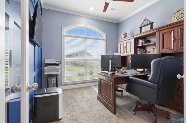 121 Phillipsridge Drive, Huntsville, AL 35811