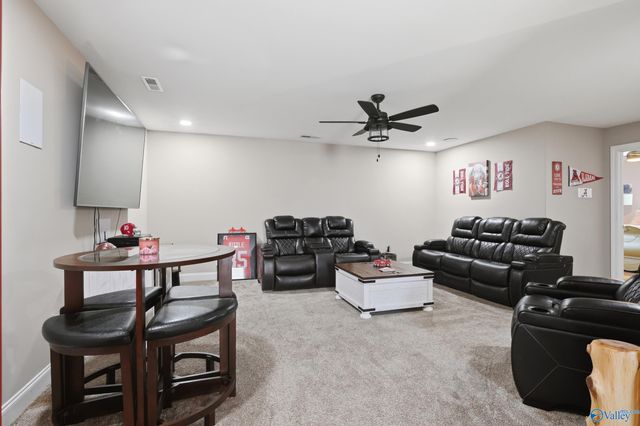 121 Phillipsridge Drive, Huntsville, AL 35811