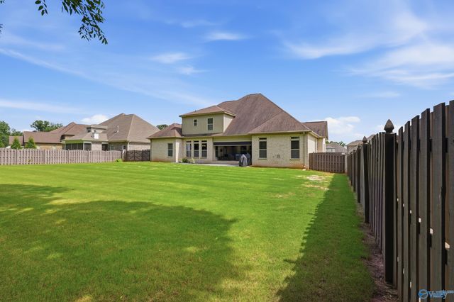 121 Phillipsridge Drive, Huntsville, AL 35811