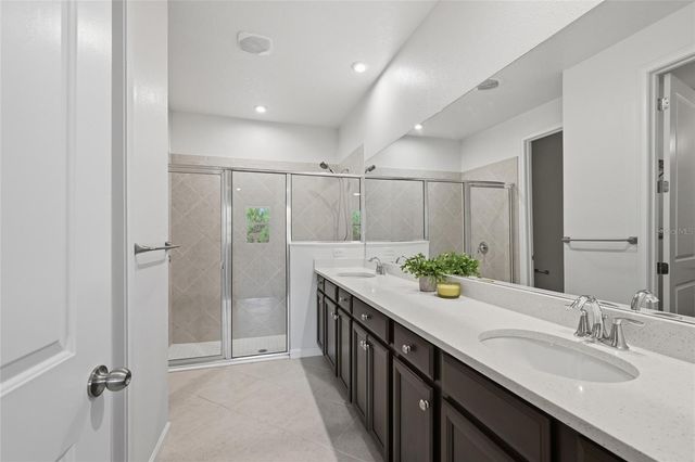 5711 SILVERBRIDGE TRAIL, Bradenton, FL 34211