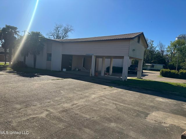 500 N Martin Luther King Jr Street, Natchez, MS 39120